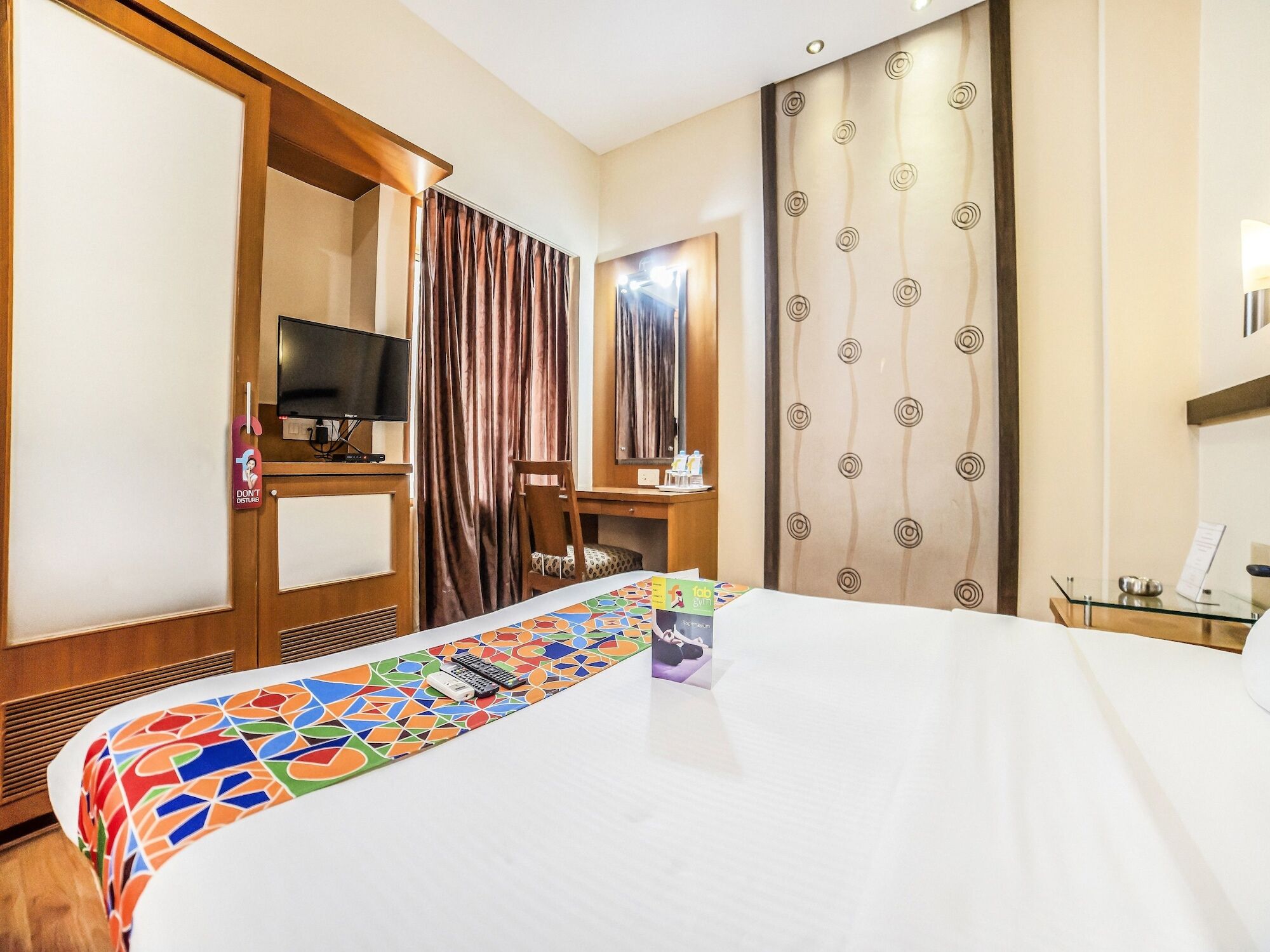 Rapid Lakme Executive Hotel Пуна Экстерьер фото