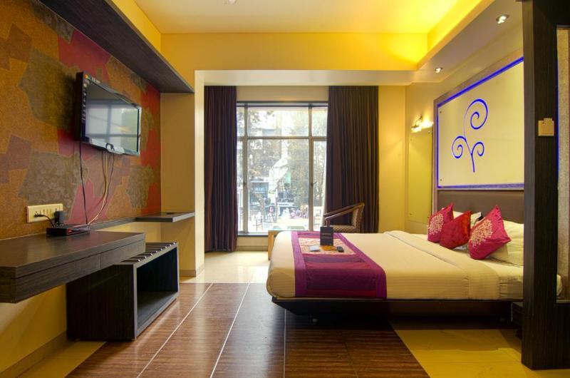 Rapid Lakme Executive Hotel Пуна Экстерьер фото